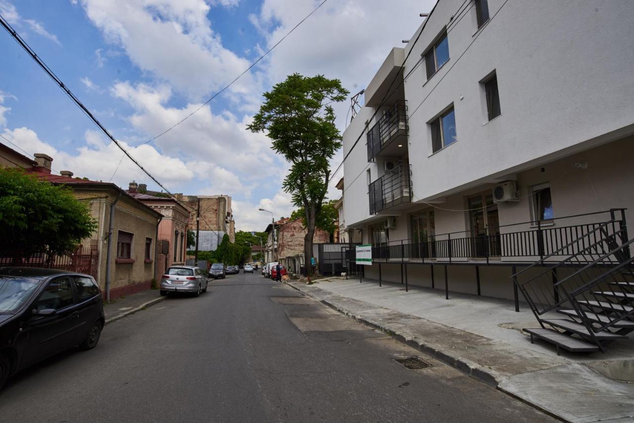 At Central Apartments Bucharest Exterior photo